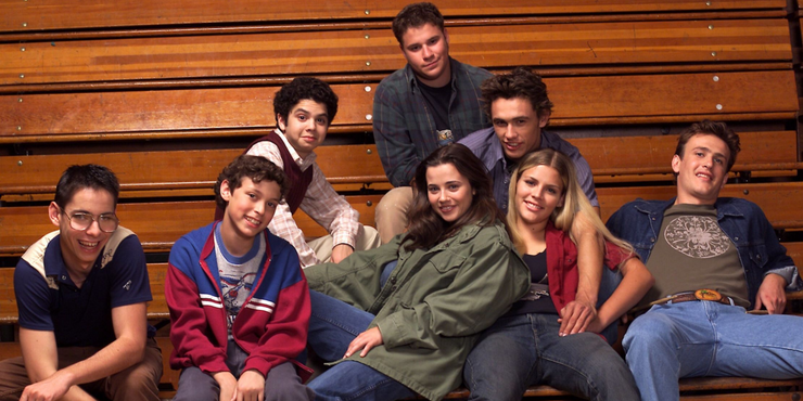 5 Sitcoms From The 00s That Are Way Underrated (& 5 That Are Overrated)